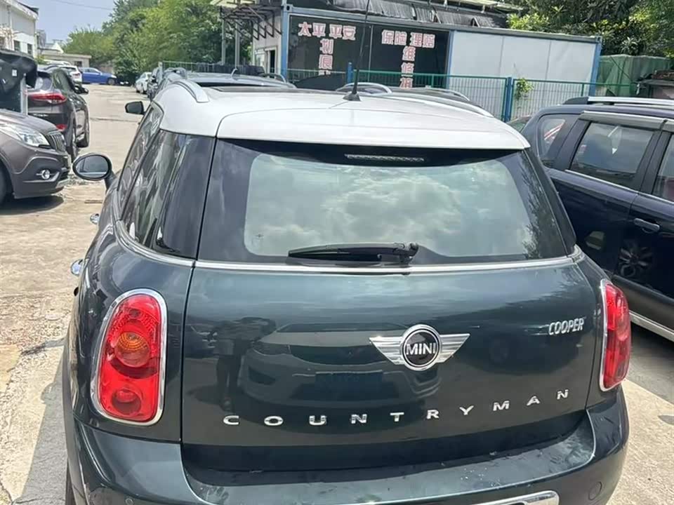 MINI COUNTRYMAN