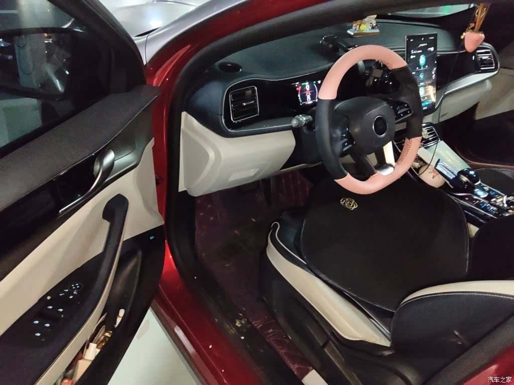 BYD Qin, 2022 14