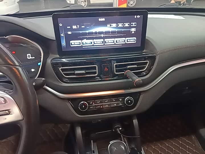 Bestune T33 2019 1.6L АКПП Люкс China VI
