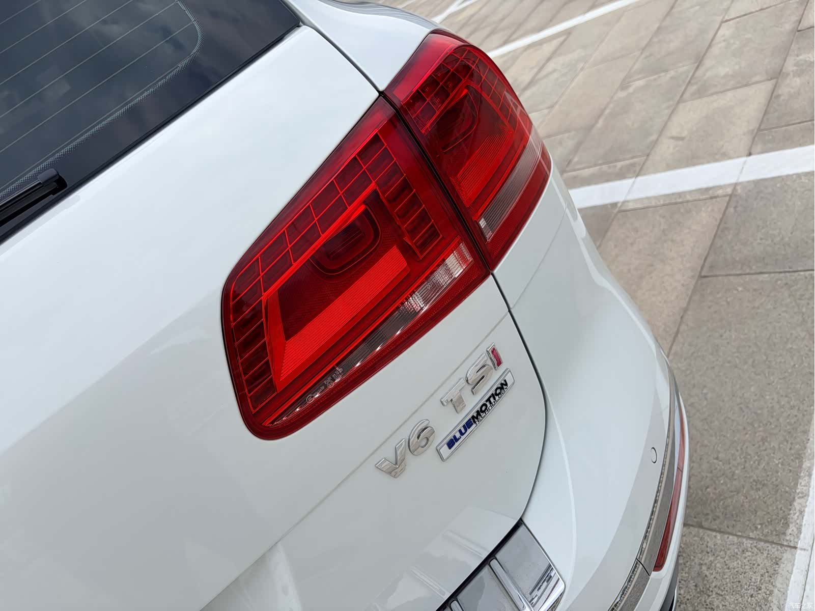 Volkswagen Touareg, 2016 все фото
