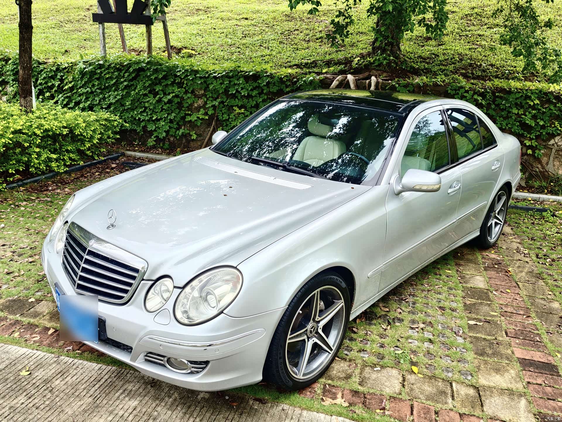 Mercedes-Benz E-Class, 2008 10