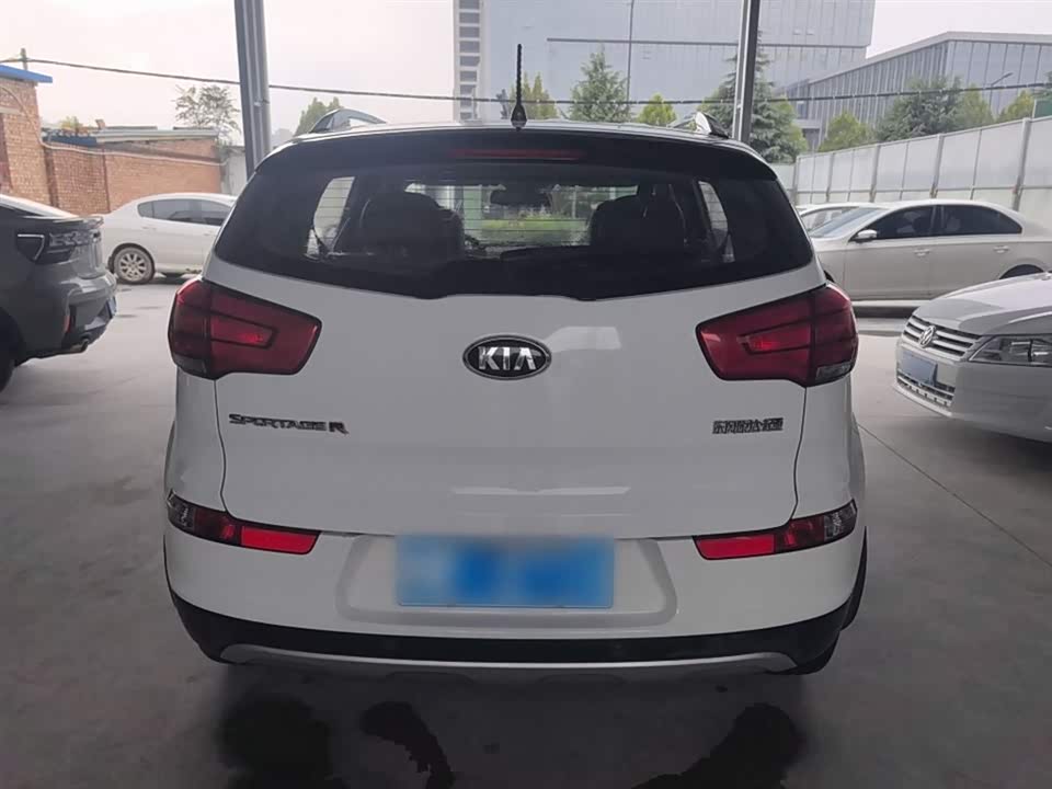 Kia Smart running