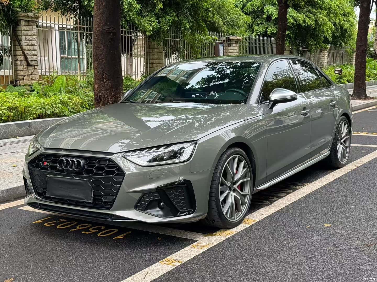 Audi S4, 2024 1