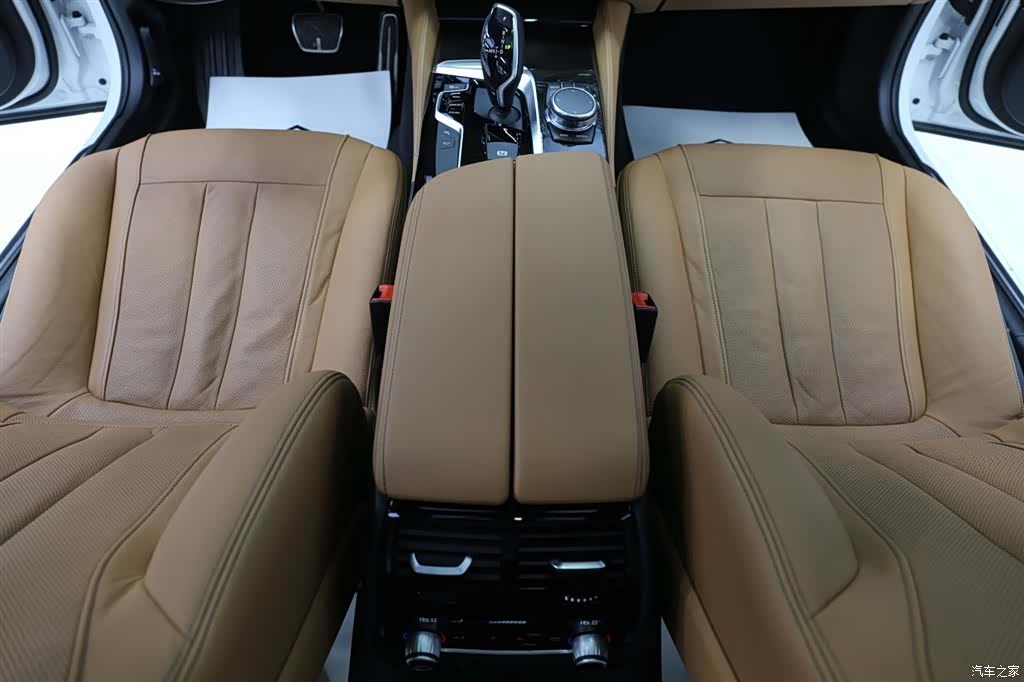 BMW 5 Series, 2018 10