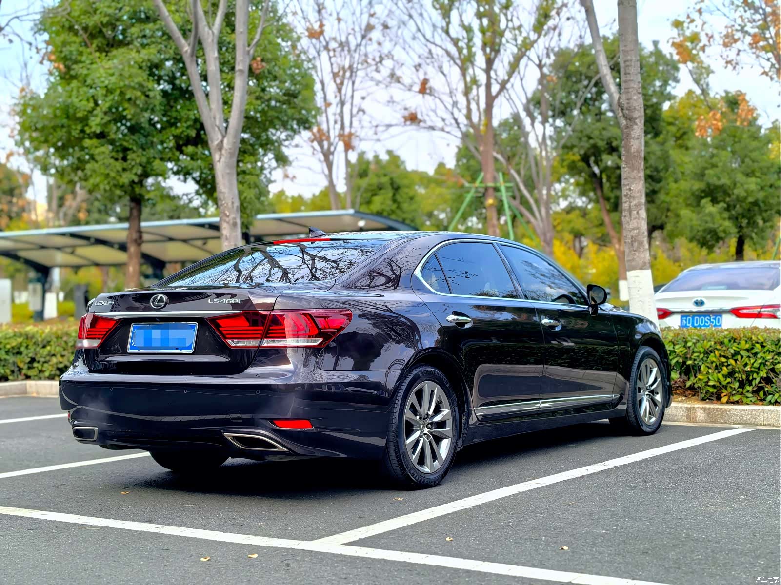 Lexus LS, 2015 16