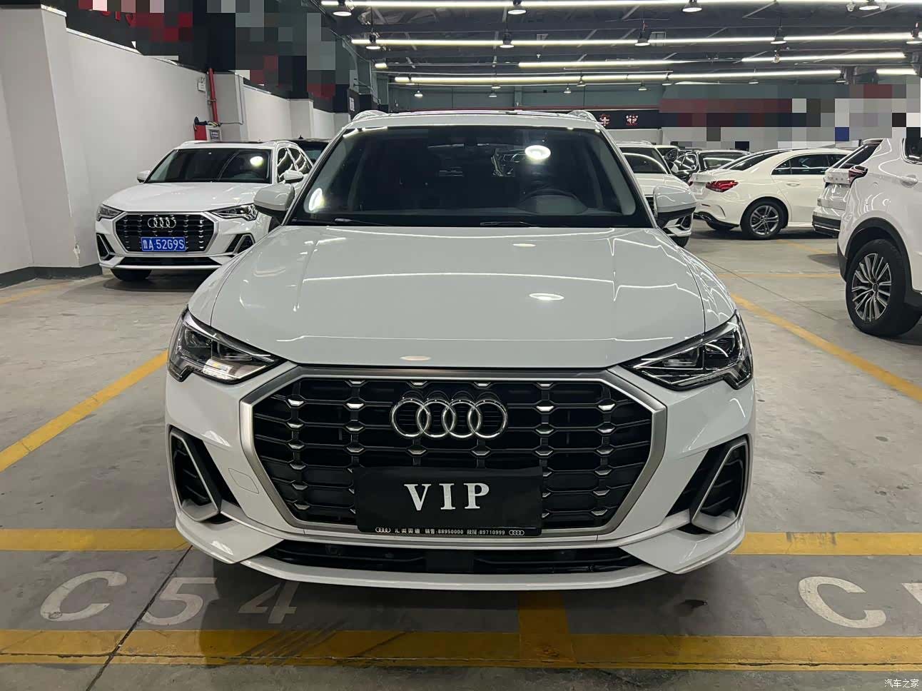 Audi Q3, 2022 2