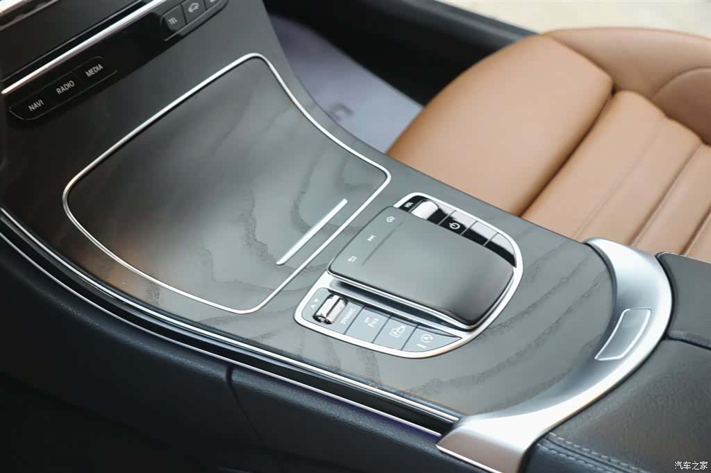 Mercedes-Benz C-Class, 2019 14