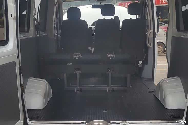 Maxus V80, 2023 11