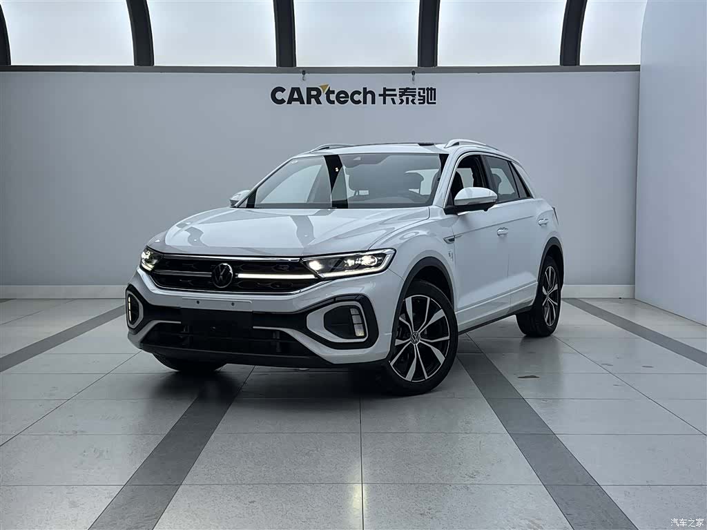 Volkswagen T-ROC, 2025 1
