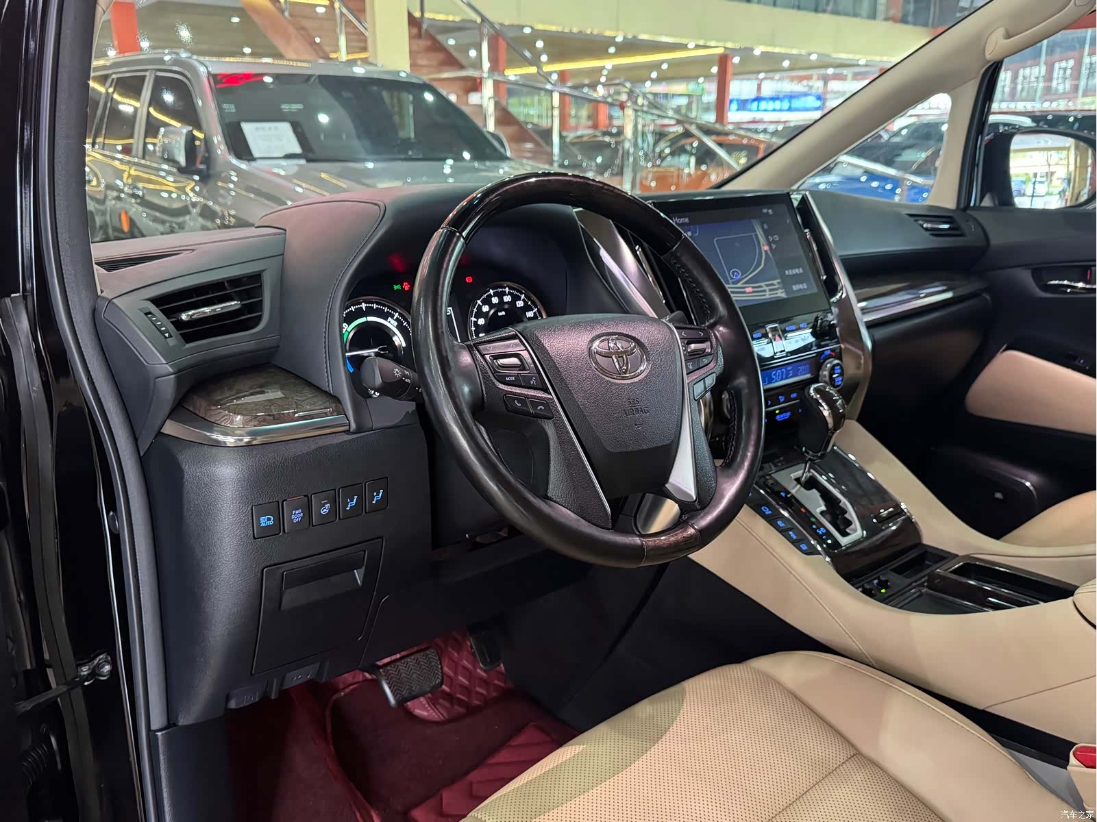 Toyota Vellfire, 2021 7