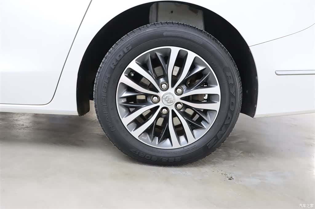 Buick GL8, 2019 29