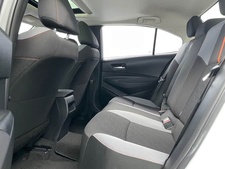 Toyota Corolla 2023, фото 5