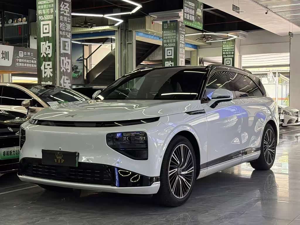 Xpeng G9