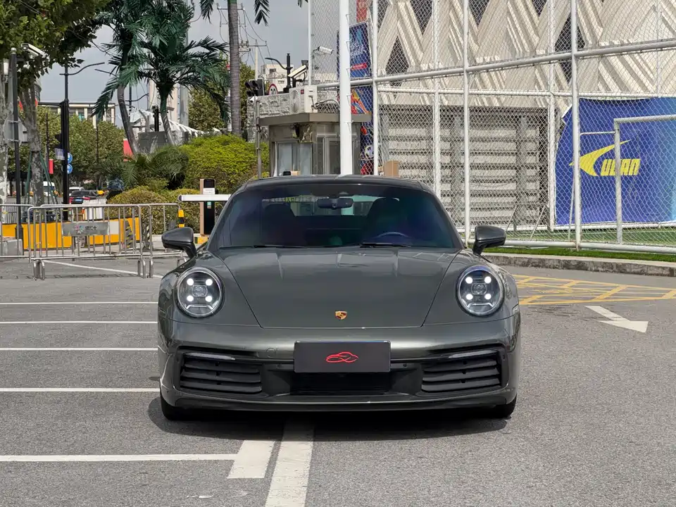 Porsche 911