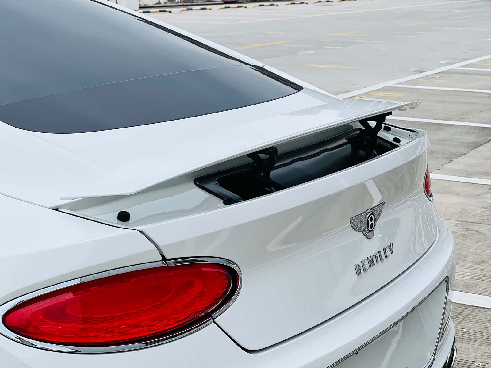 Bentley Continental GT, 2024 14