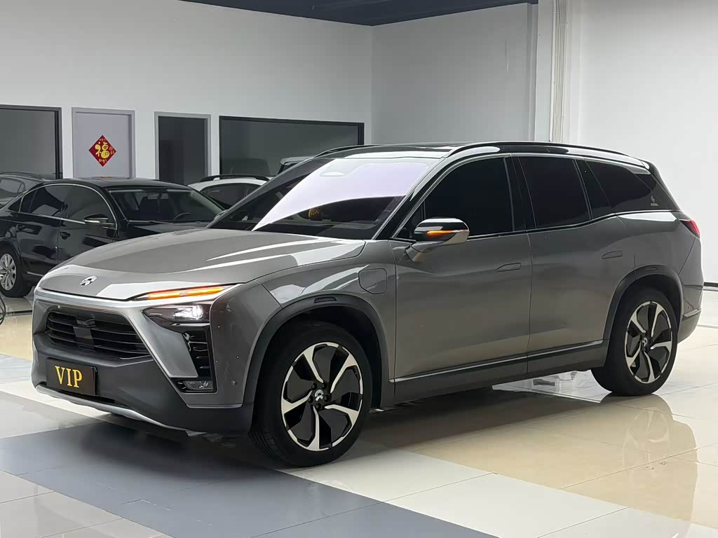 NIO ES8