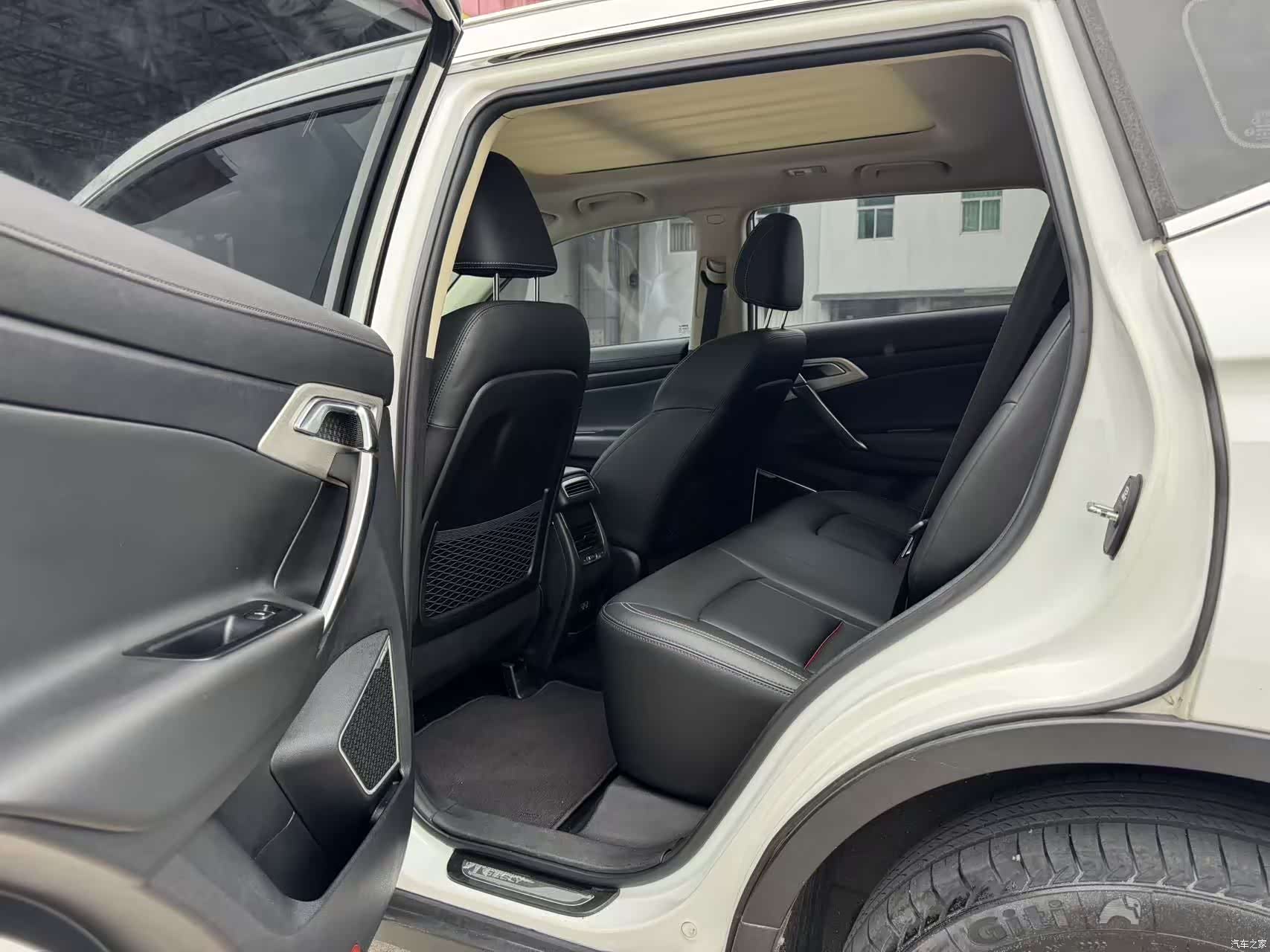 Geely Boyue, 2019 15