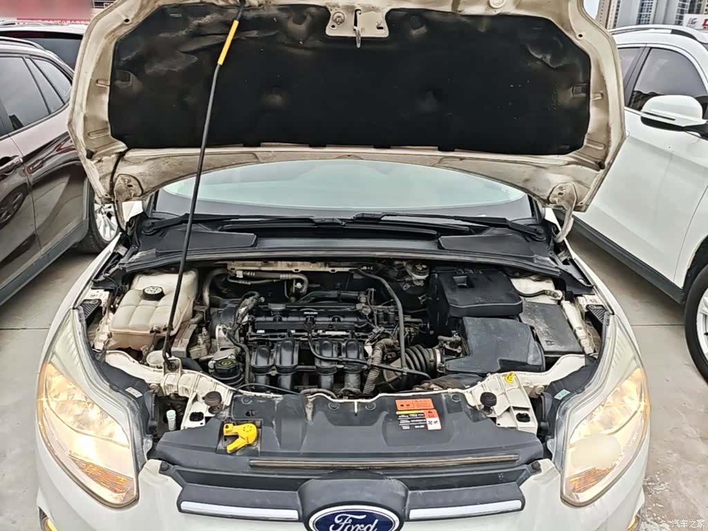 Ford Focus, 2014 20