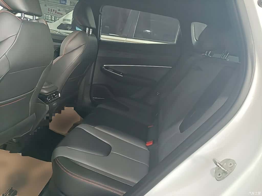 Geely Boyue, 2023 17