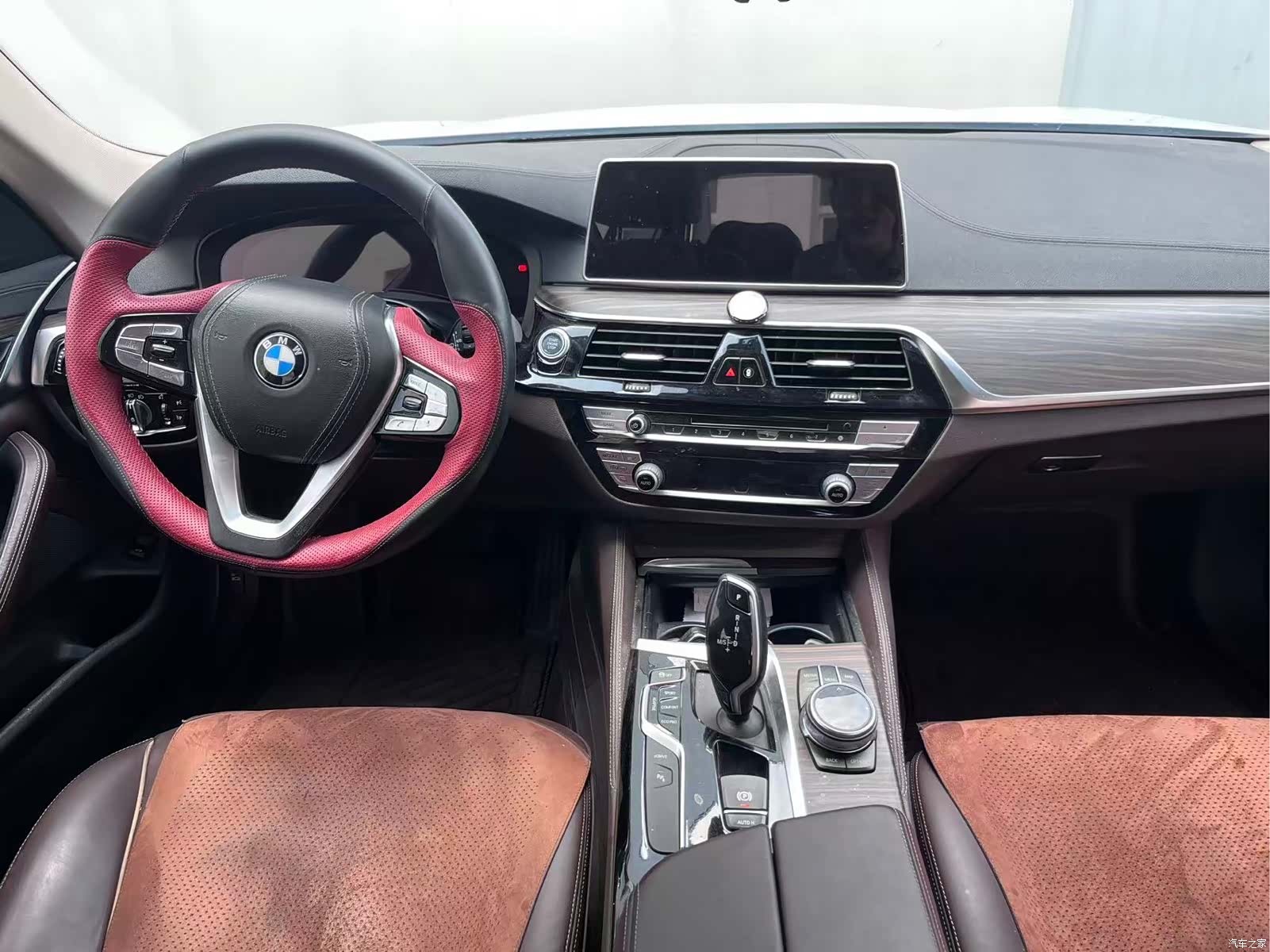 BMW 5 Series, 2019 10