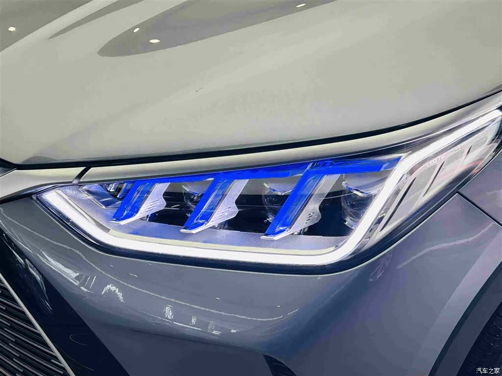 BYD Song, 2022 11