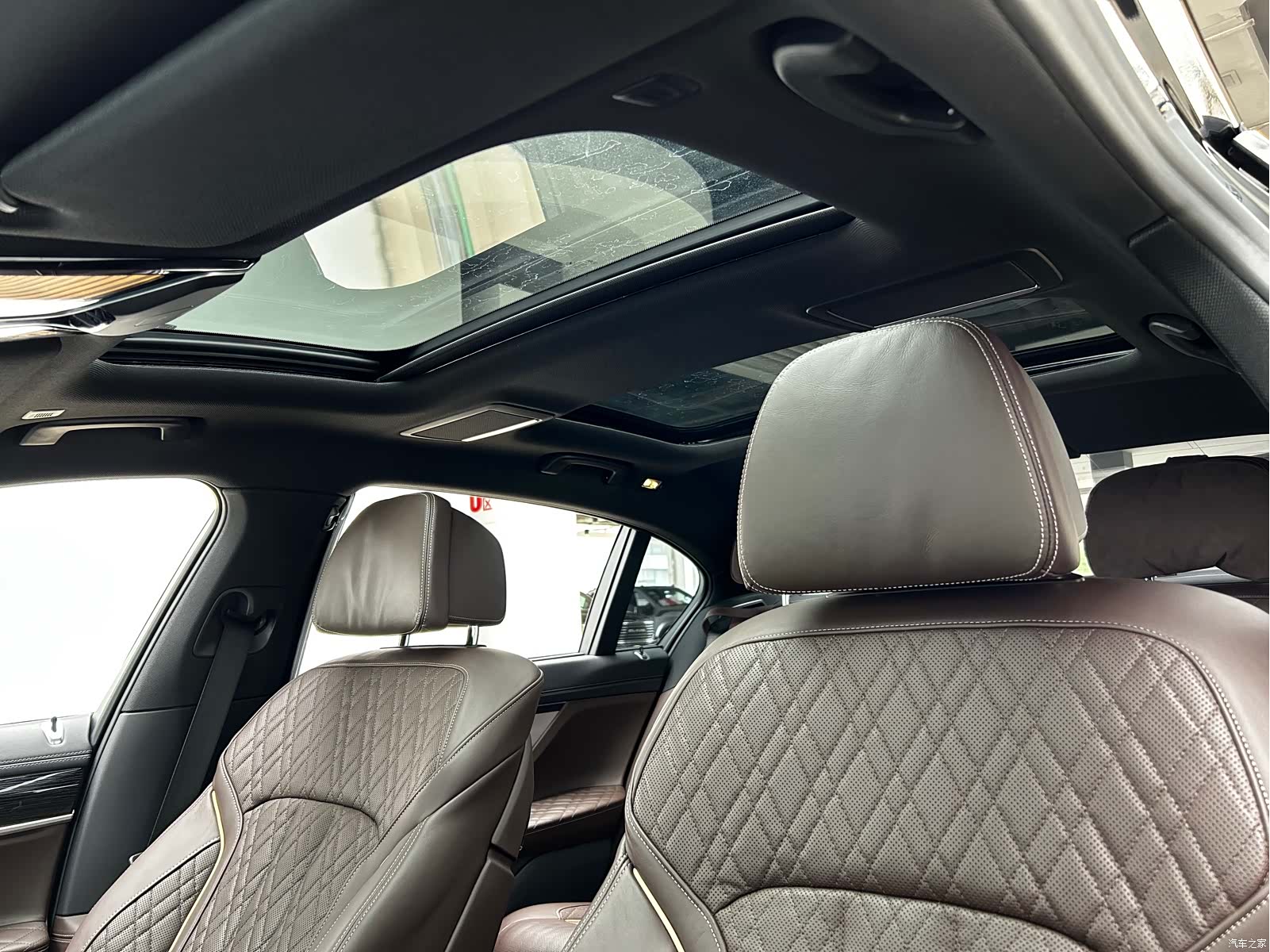 BMW 7 Series, 2021 11