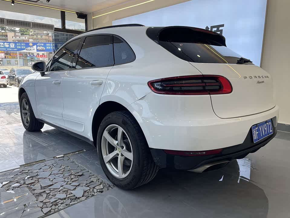 Porsche Macan Porsche Macan