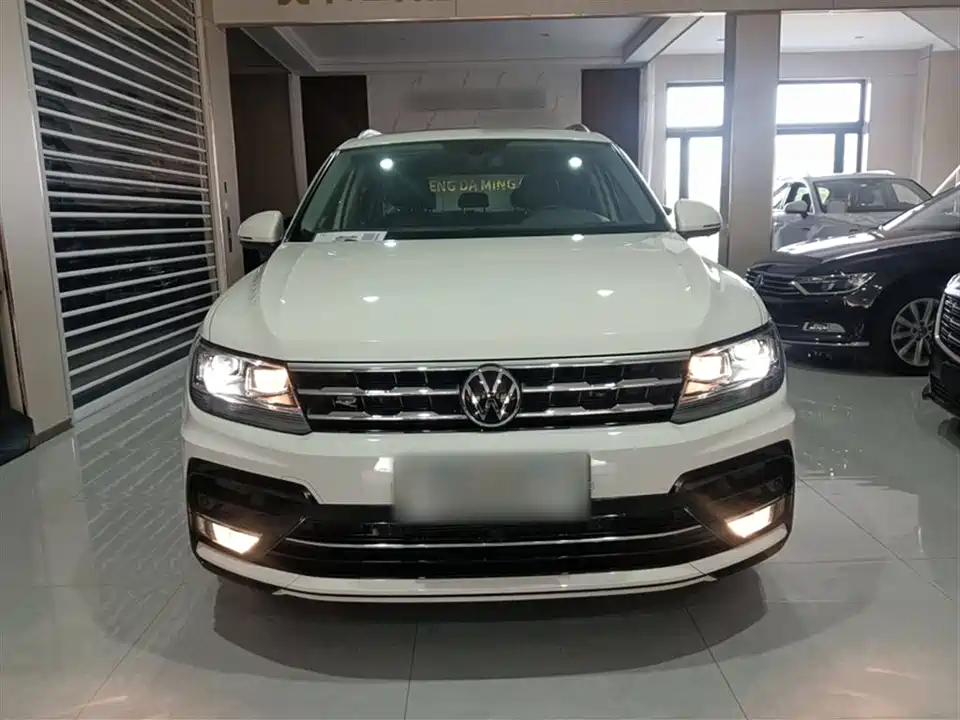 Volkswagen Tiguan L