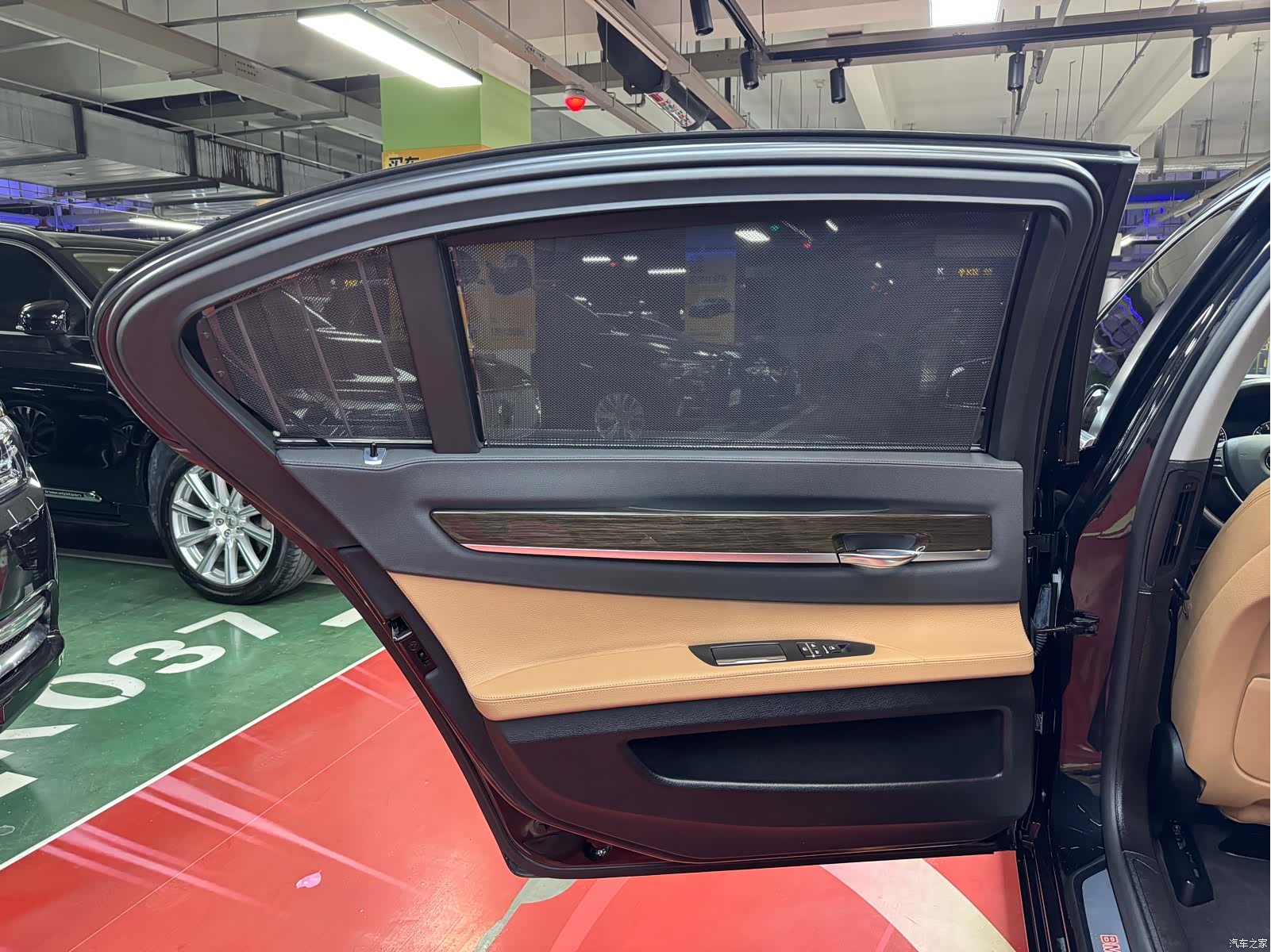 BMW 7 Series, 2014 35