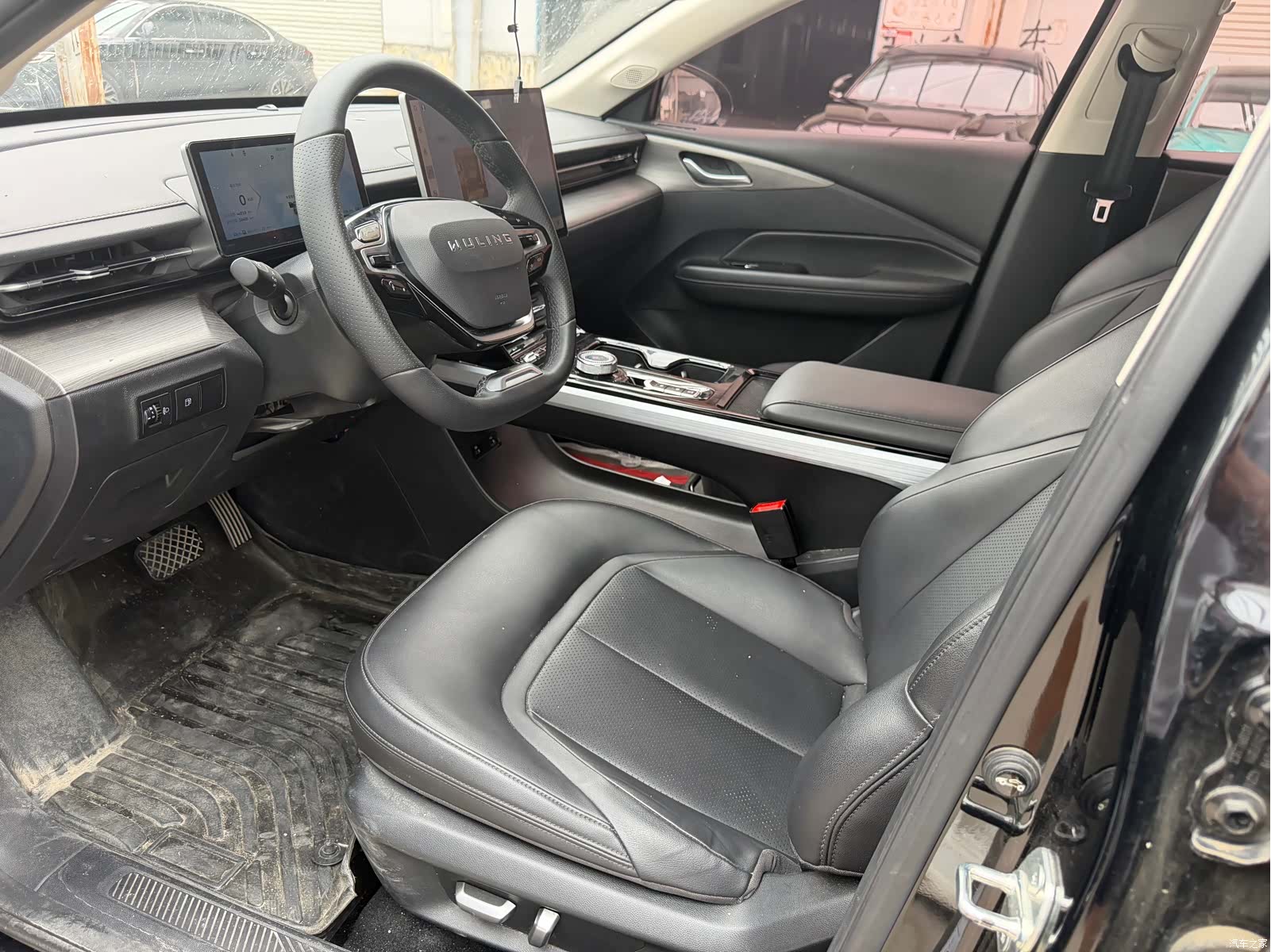 Wuling Starlight, 2024 7