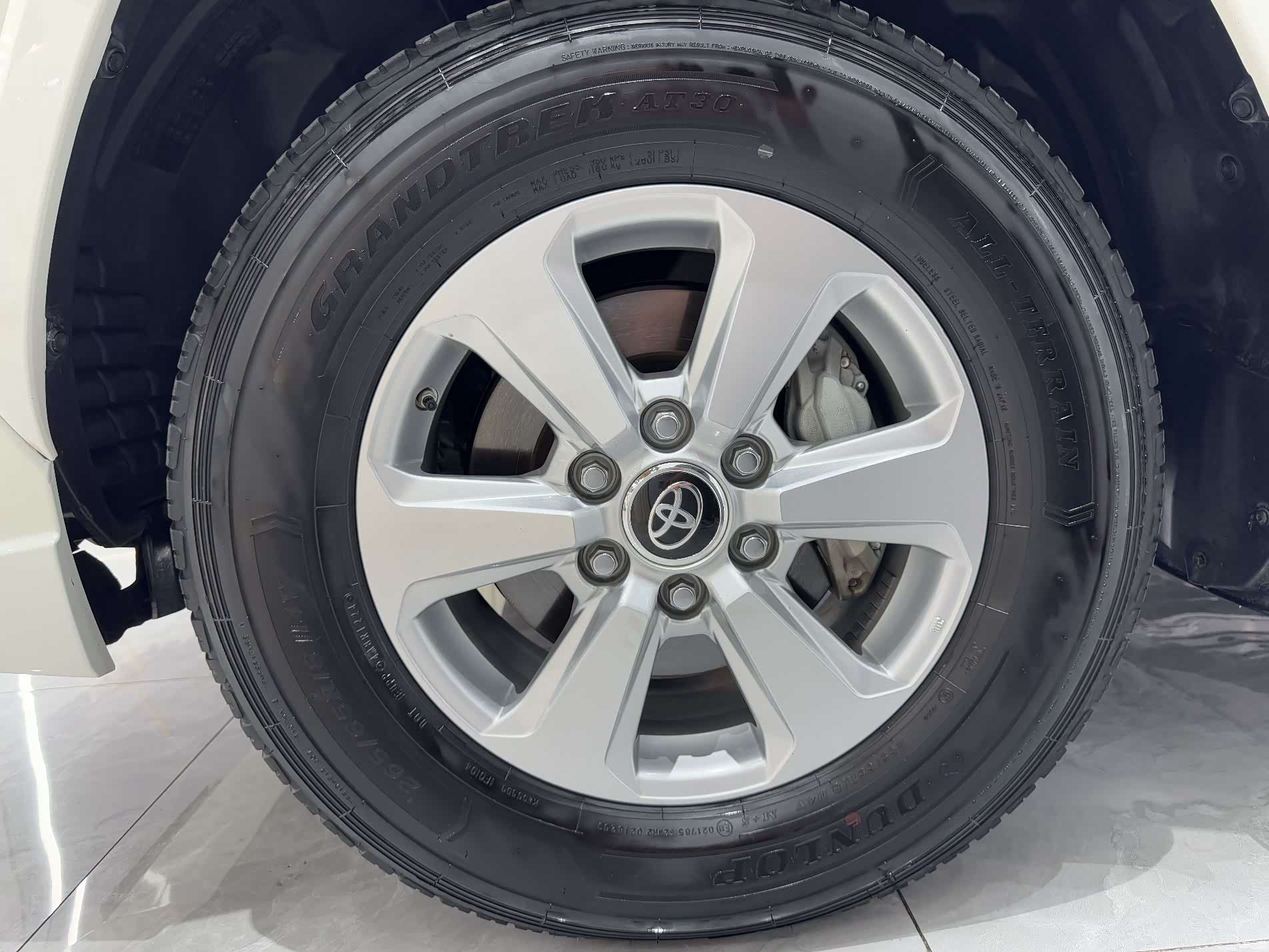 Toyota Land Cruiser, 2024 8