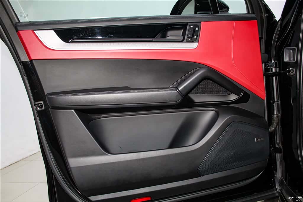 Porsche Cayenne, 2023 17
