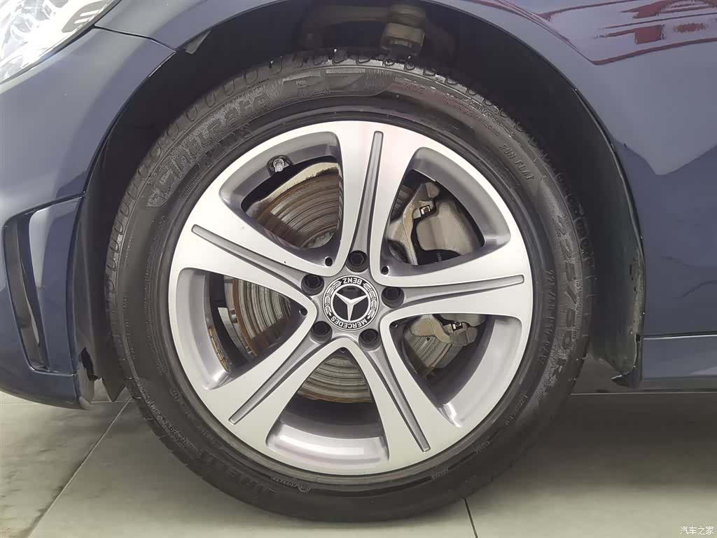 Mercedes-Benz C-Class, 2019 17