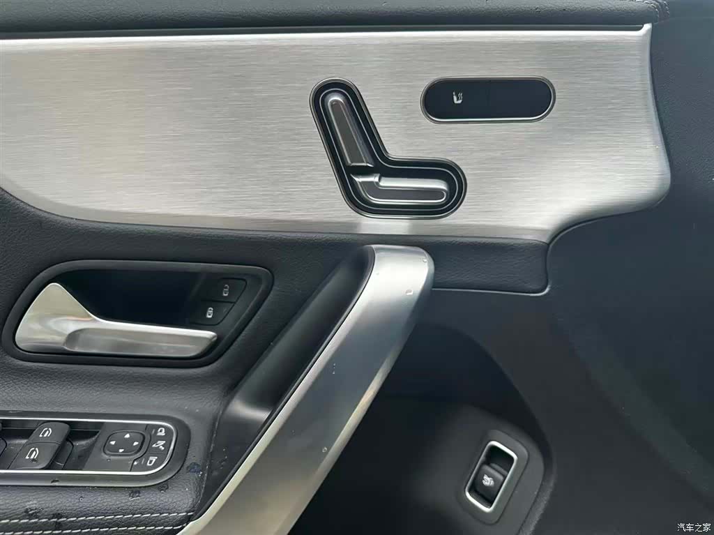 Mercedes-Benz A-Class, 2025 19
