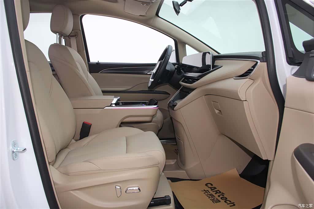 Buick GL8, 2026 21