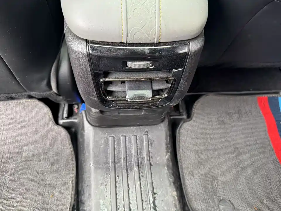 Trumpchi Shadow Leopard