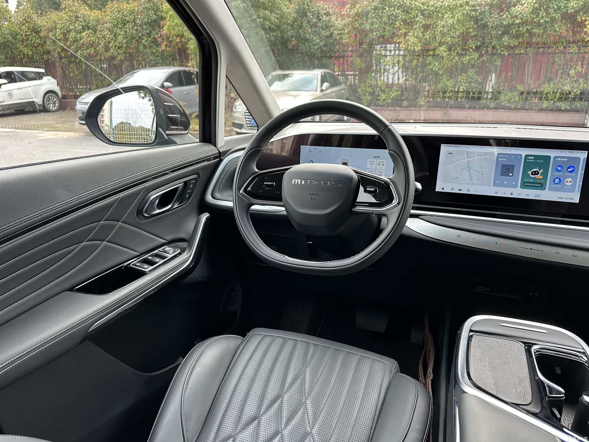 Maxus G90, 2022 18