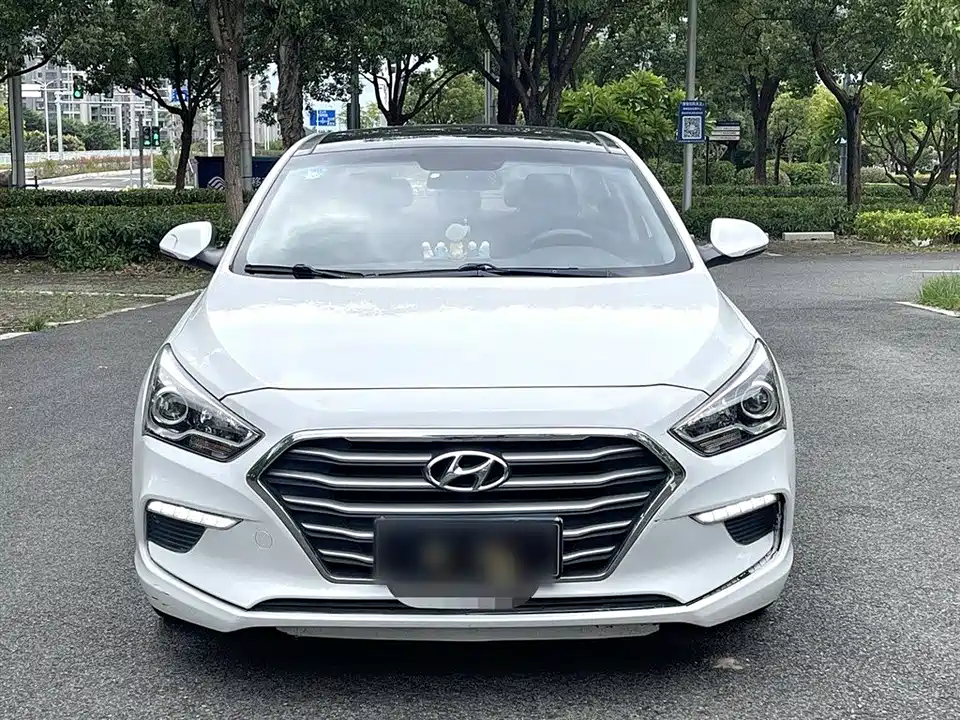 Hyundai Name picture
