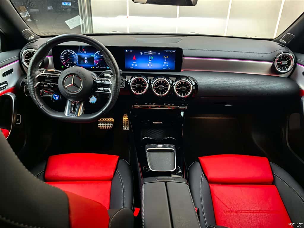 Mercedes-Benz CLA, 2025 7