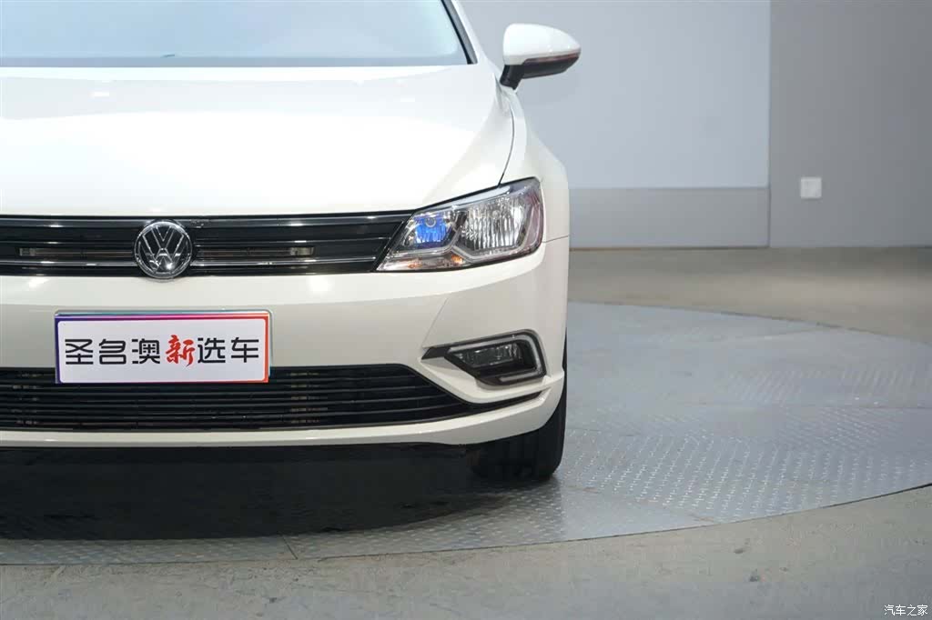 Volkswagen Lamando, 2017 3