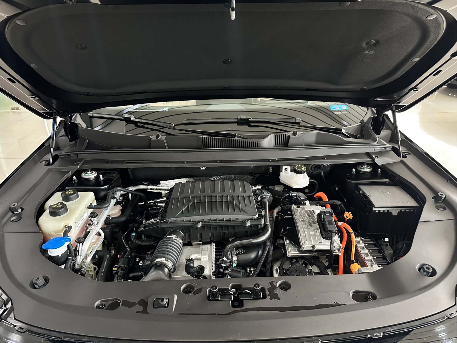 Jetour L7, 2025 19