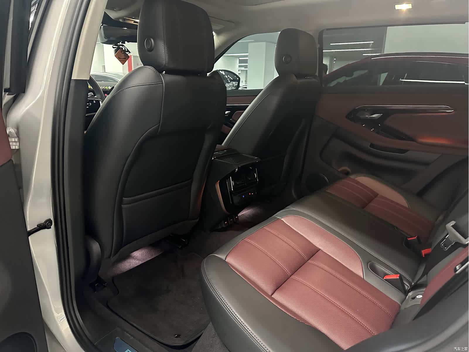 Land Rover Range Rover, 2023 11
