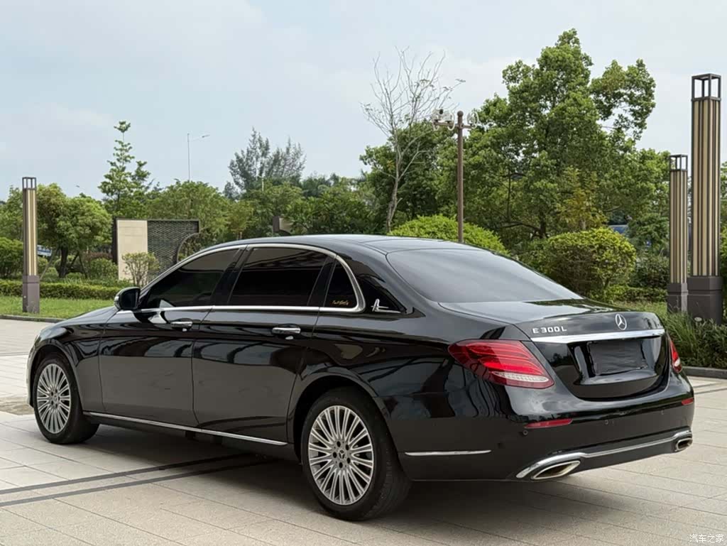 Mercedes-Benz E-Class, 2019 все фото