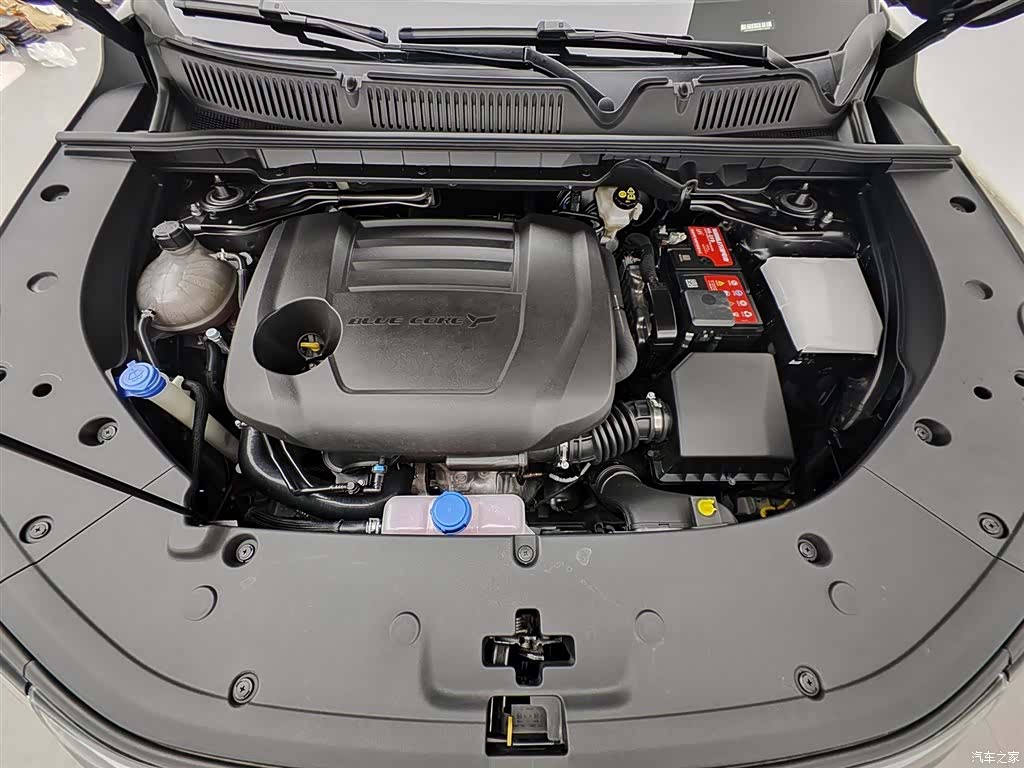 Changan CS75, 2025 6