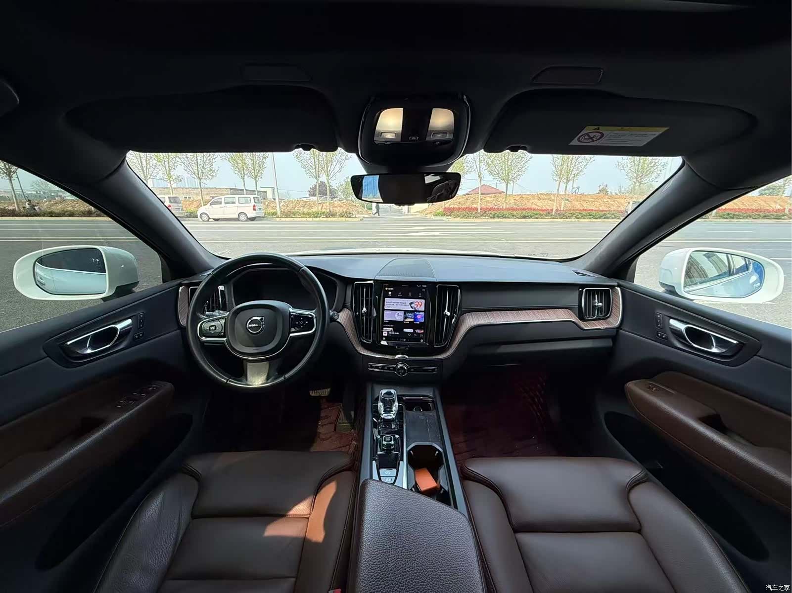 Volvo XC60, 2022 все фото