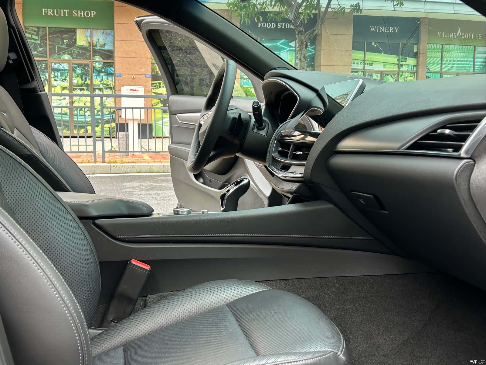Cadillac CT5, 2023 29