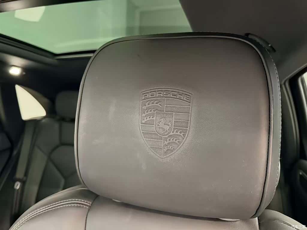 Porsche Macan, 2024 15