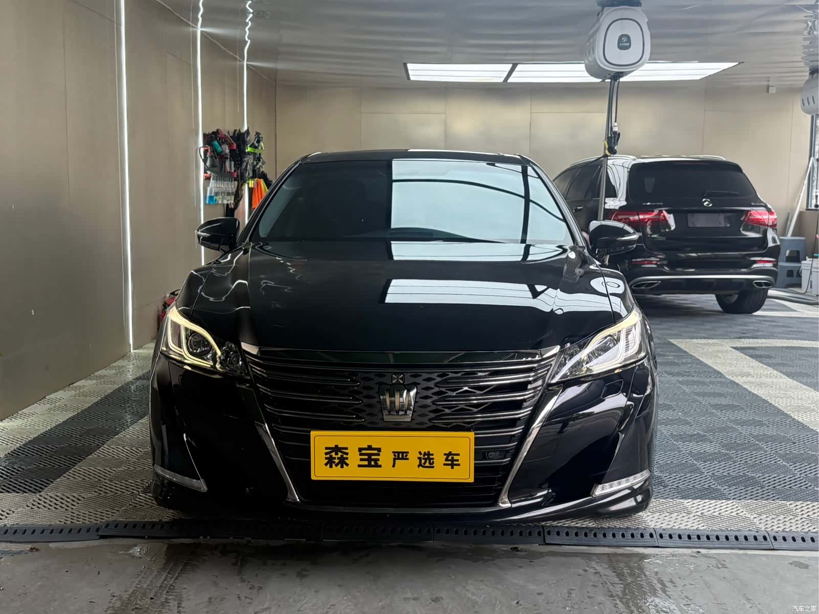 Toyota Crown, 2019 2