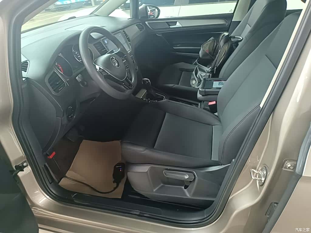 Volkswagen Golf, 2018 15