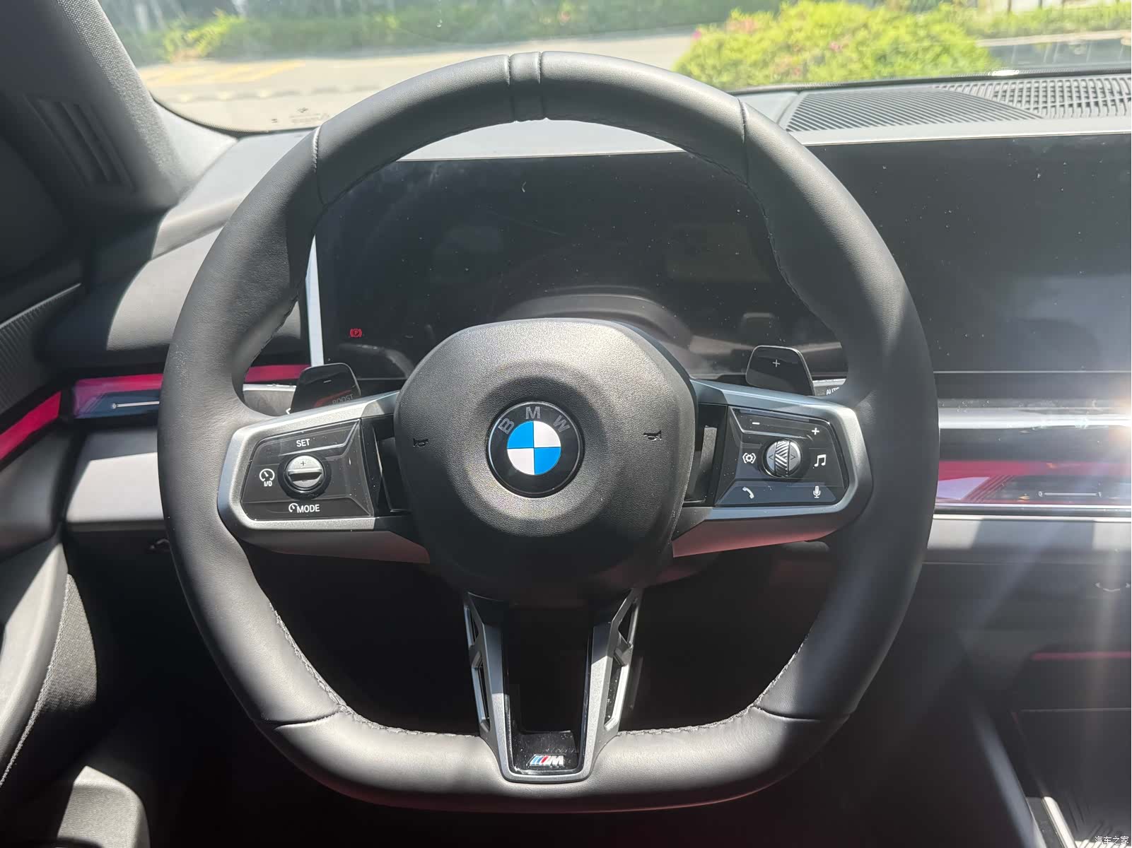 BMW 5 Series, 2025 11